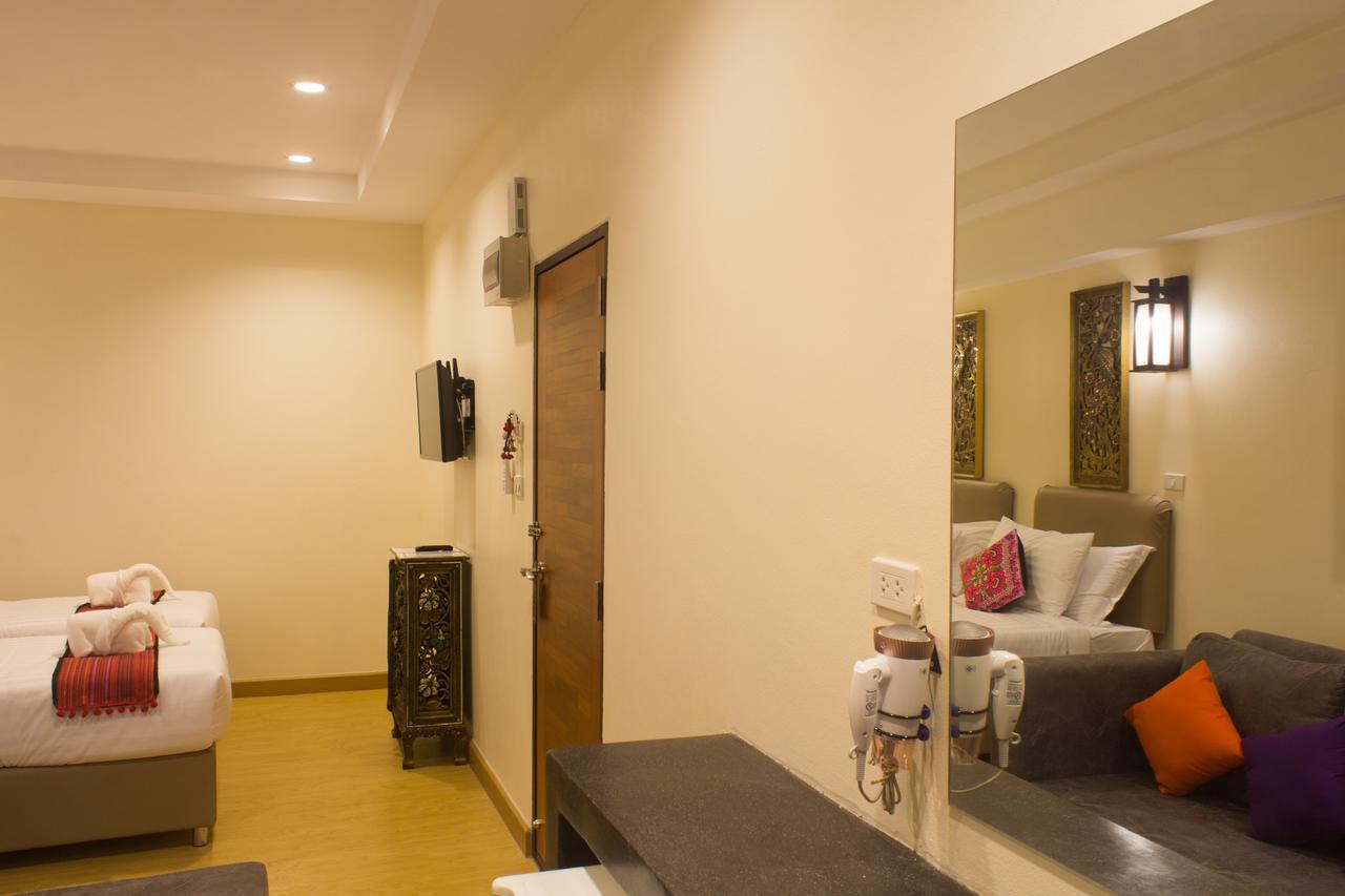 Suan Dok Gate Guesthouse Chiang Mai Exterior photo